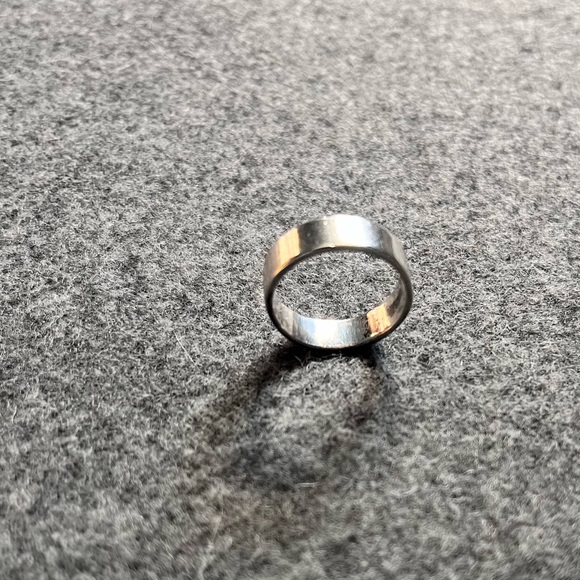 Sterling silver ring - Picture 2 of 5